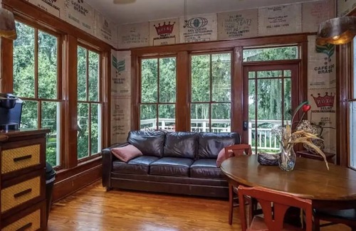 Oakland Apartment | Speakeasy Room in Central Florida's Historic Gem & wedding venue- The Oakland Manor House