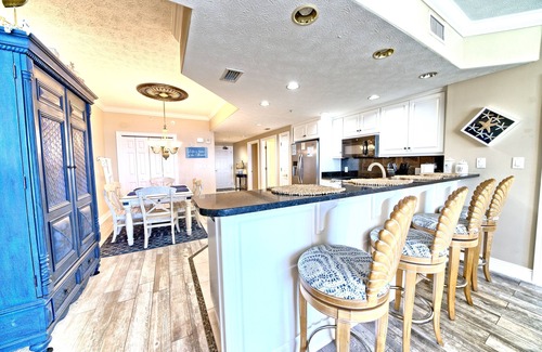 Lower Grand Lagoon Condo | Special 20% off/day 30% off/wk Aug10-28- Treas Island 2BR Condo. 2 king Beds