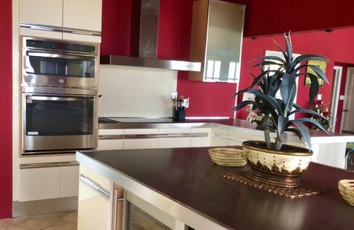 Barnes Ghaut Villa | Special 2024 prices, come and enjoy our beautiful Villa with Million dollar view