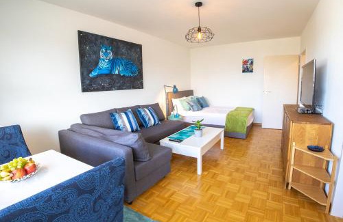 Matthaus Apartment | Special BLUE TIGER Apartment Basel, Messe Kleinbasel 10-STAR