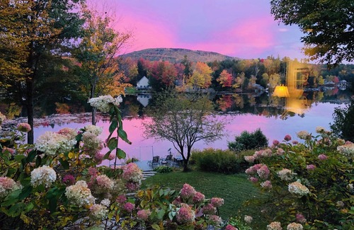 Unity House | Special Country Luxury Waterfront Home on CleanWarm Crescent Lake, SunapeeRegion