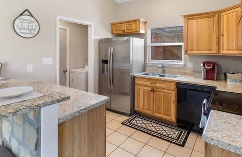 Weatherford House | Special Downtown Offer- 3rd Night Free!!