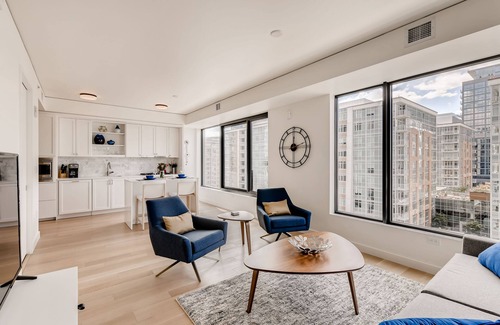 LoDo Condo | Special Fall Discount/New Luxury Condo in Popular LoDo/Short walk to RiNo