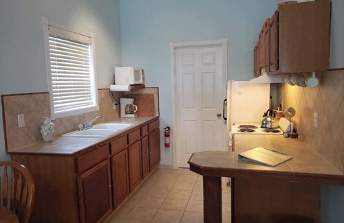 George Town Villa | SPECIAL FALL RATE IS IN Come enjoy Paradise!