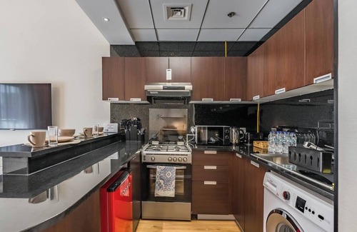 Dubai Sports City Apartment | Special June Rate - Luxurious Studio - Golf View