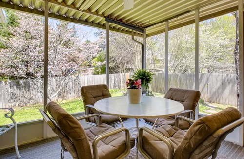 Windsor Green House | SPECIAL! Lovely, Clean, safe Family Home! Nashville