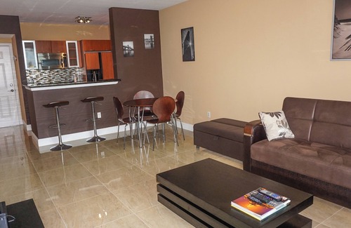 Boynton Beach Apartment | ^SPECIAL!Marina Village-1/1 Luxury King Bed Suite-Ocean view-Beach 1000 steps