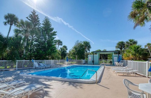 Ormond Beach Condo | Special Monthly Rate! 2 Bed, 2 Bath Newly Renovated Beach Side Condo