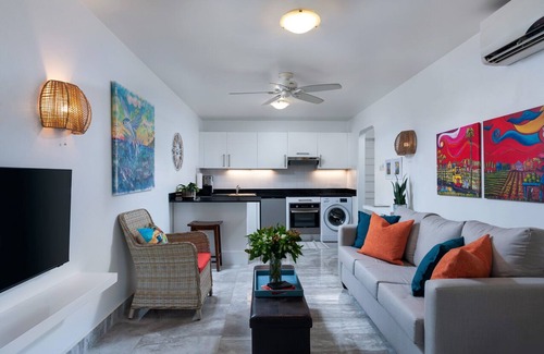 Folkestone Apartment | *SPECIAL OFFER FOR APRIL 2024* Bougainvillea, boutique complex in Holetown