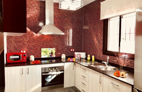 Chipiona Apartment | SPECIAL OFFER! Luxurious Apartment - City Center - Modern - Wifi - Garage