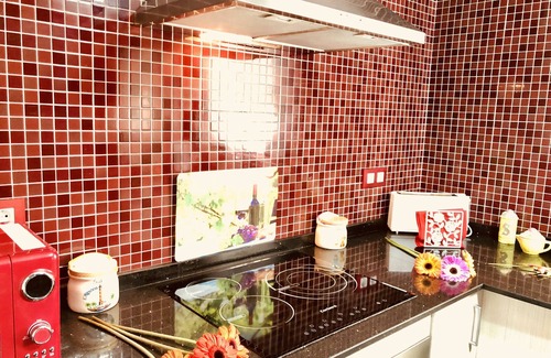 Chipiona Apartment | SPECIAL OFFER! Luxurious Apartment - City Center - Modern - Wifi - Garage