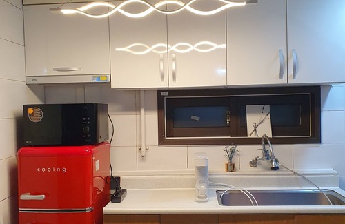 Chunggok-tong Apartment | Special Offer/Seongsu 7mins/3Rooms, 5Beds/Jamsil, COEX, Myeondong