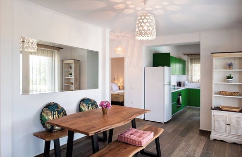 Episkopos Villa | Special Offer!Villa Uncommon Loulou with Private Pool, 2 min away from the beach