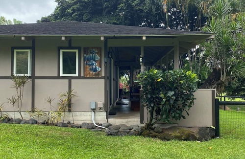 Hana House | Special quiet, romantic, cozy home in a special place, Heavenly Hana. Lucky you!
