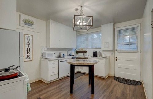 West University House | *Special Rate~Stone Minerva Estate~Groups~Downtown
