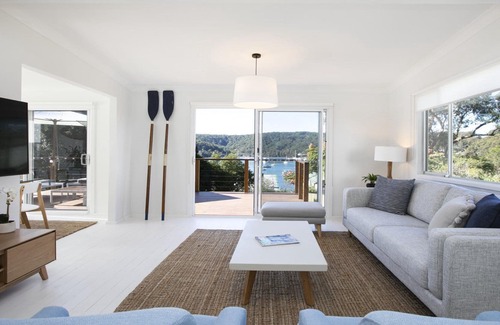 Hardys Bay House | Special rates on application for longer stays