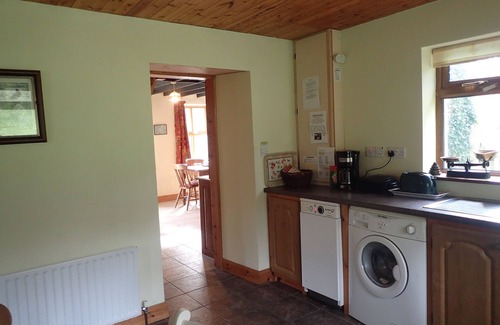Cloghane Cottage | SPECIAL WEEKLY DISCOUNTS! Traditional stone cottage in beautiful West Kerry