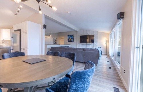 Hinton House | Specifically Designed for Large Families