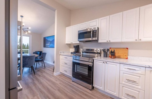 Hinton House | Specifically Designed for Large Families