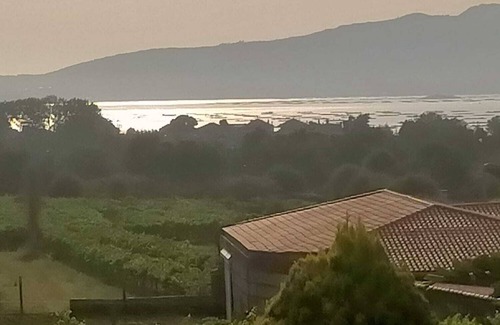 Vilagarcia de Arousa Villa | Spectacular villa with infinity pool