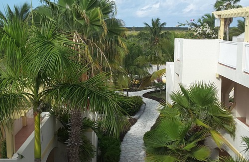 Wheeland Settlement Condo | Spectacular 3 Bedroom Beachfront Condo