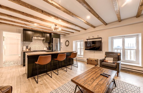 Old Quebec Apartment | Spectacular 3 Bedroom Old Quebec Penthouse
