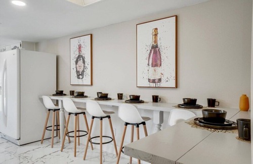 Northeast Carrollton House | Spectacular 4BR/2.5B Home with Pool and Grill