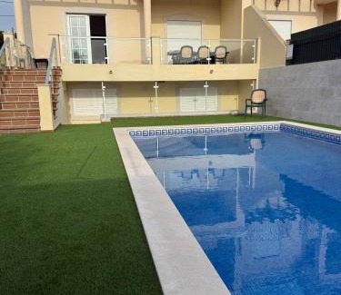 Quarteira Villa | Spectacular 5-Bedroom Villa, pool