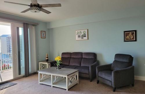 Panama City Beach Apartment | Spectacular 5th Floor Gulf View Condo in Panama City Beach, just steps away from the beach