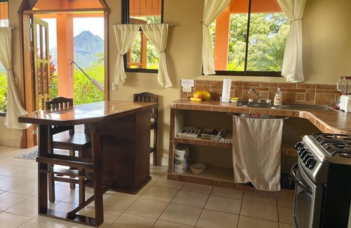 El Millon House | Spectacular Arenal Volcano and Lake Views