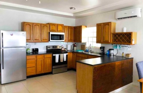 Providenciales Apartment | Spectacular beach views!