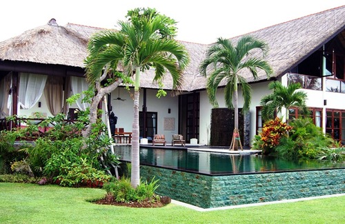 Banjartegehe Villa | Spectacular Beach Front Villa - North Bali