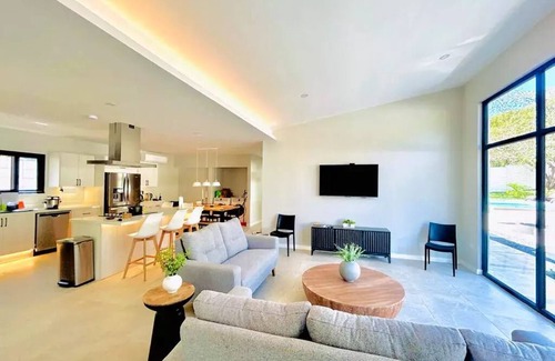 Rio Seco House | Spectacular Beach House!nSteps away from the beach