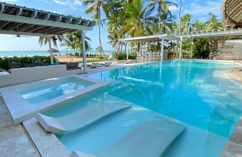 Puerto Bahia Villa | Spectacular BEACHFRONT luxury Villa with private pool, Jacuzzi chef, full staff