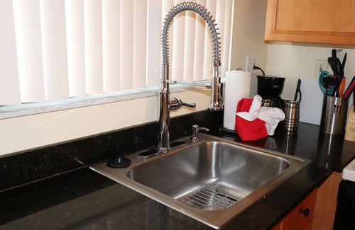 Belle Vista Condo | Spectacular Beachfront Condo-Private Beach/No Fees