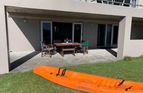 Mahia House | Spectacular beachfront holiday home