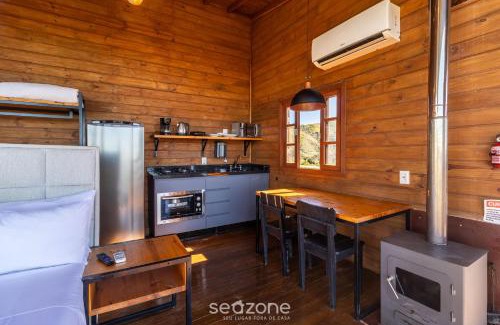 Anitapolis House | Spectacular Cabin in the Mountain Region VST008