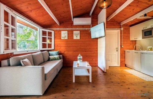 Aljaraque Apartment | spectacular bungalow garage pool and jacuzzi