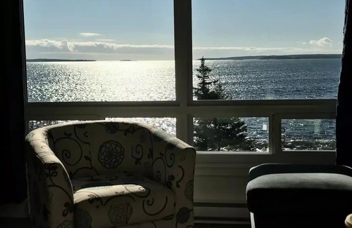 Summerville Centre Apartment | Spectacular Oceanfront 2 Bdrm Unit in Summerville