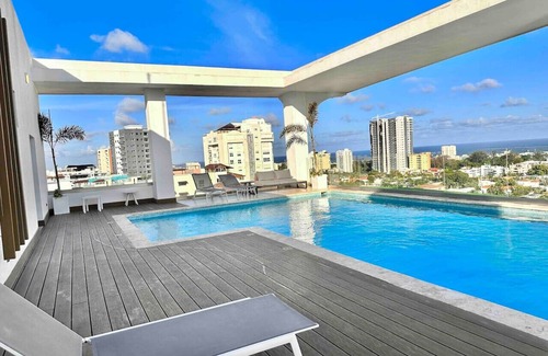 Sarasota Apartment | Spectacular City Views Terrace, Pool, Bar, Lounge and more.