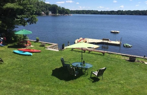 Lakeside House | Spectacular Cottage at Bantam Lake, Sleeps 12