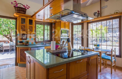 Los Gigantes Villa | spectacular villa with stunning views