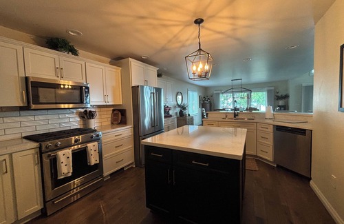 Fond du Lac House | Spectacular, four-bedroom waterfront home near EAA grounds and airport.