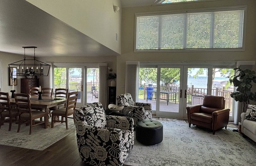 Fond du Lac House | Spectacular, four-bedroom waterfront home near EAA grounds and airport.