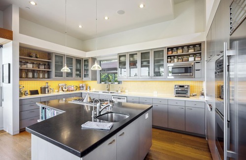 Point Reyes Station House | Spectacular Getaway at Pt. Reyes National Seashore