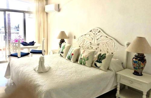 Las Hadas Apartment | Spectacular Hadas Sunset and Ocean view