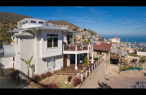 Avalon House | Spectacular Harbor and Ocean View Home