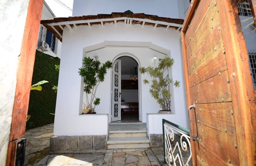 Jardim Botanico House | SPECTACULAR house in a safe and charming neighborhood, for up to 10 people