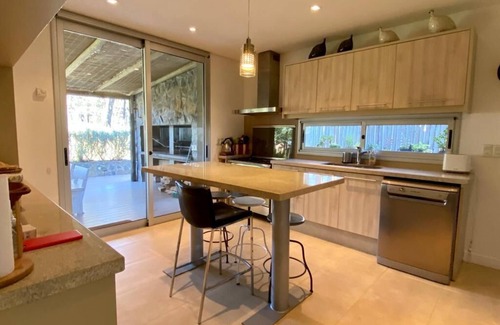 El Placer House | Spectacular house in Closed Neighborhood near the sea!