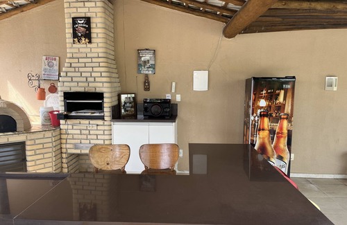 Centro House | Spectacular house, free Wi-Fi, 24-hour security, swimming pool, gourmet area with beer garden